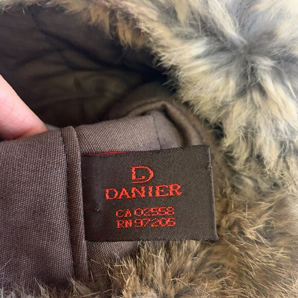 Danier, Real Fur Bucket Hat - Picture 5 of 5